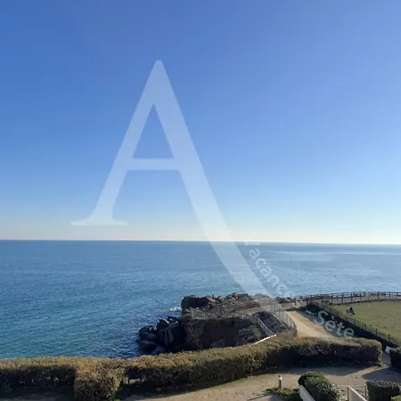 1ere Ligne Avec Parking Sète
