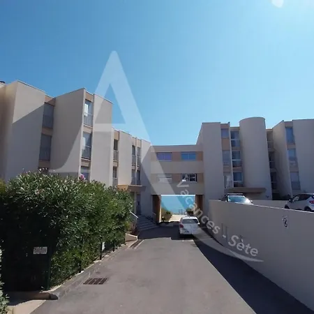 1ere Ligne Avec Parking